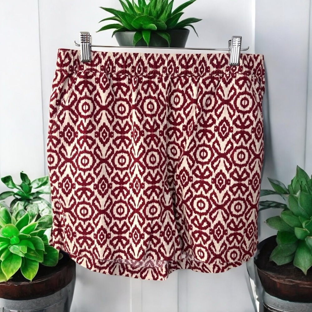 Stylish Red Patterned Women's Shorts Washable Linen Blend Ikat Print Size Small